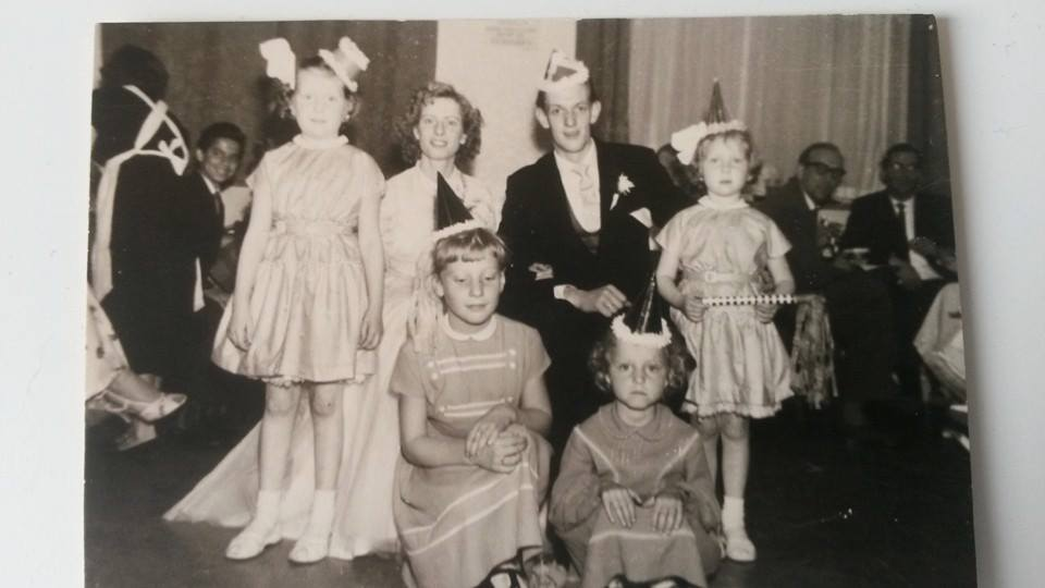 Klik voor foto in apart venster huwelijk_dien_bos_en_rob_molleman.jpg