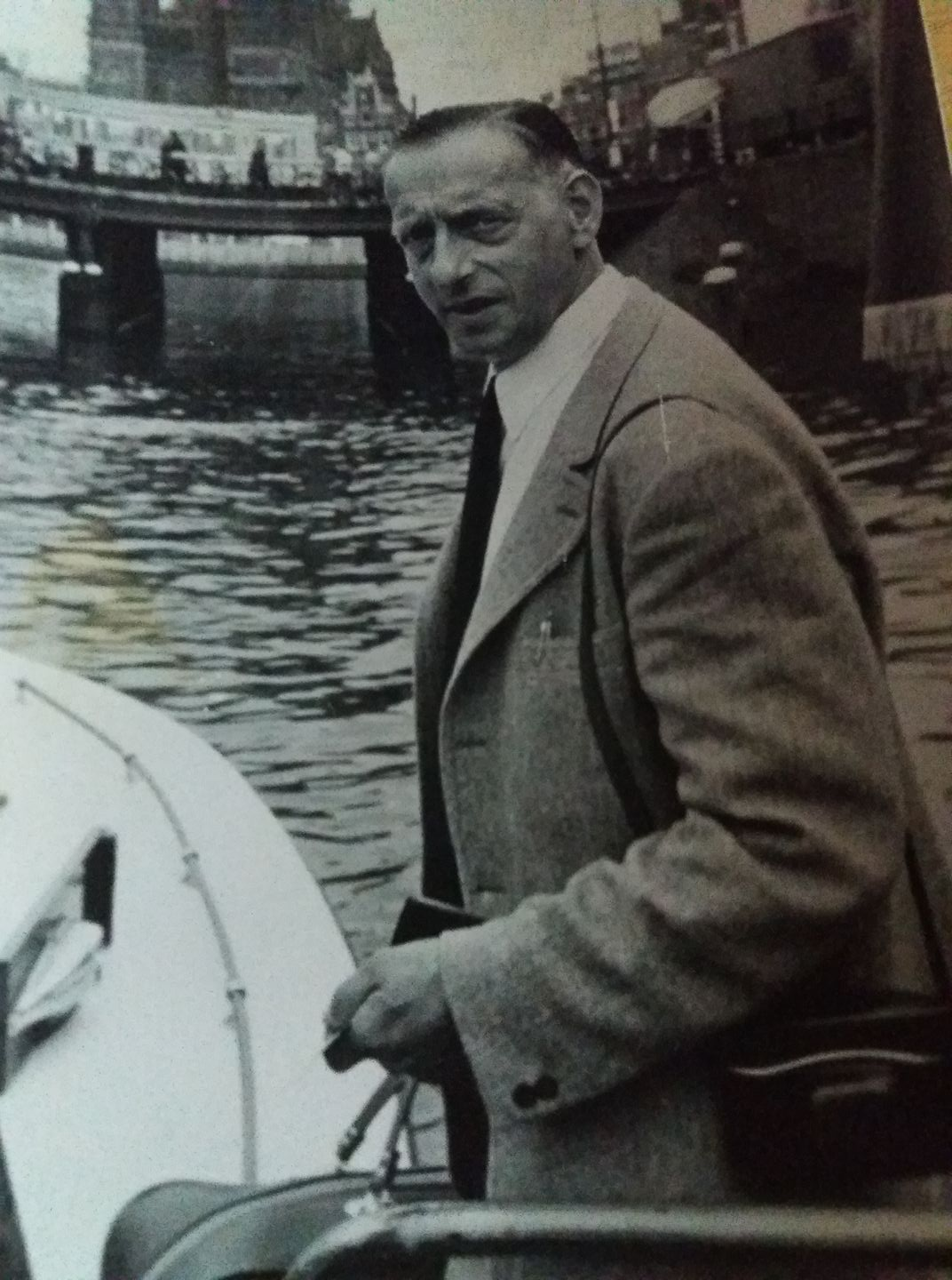 Klik voor foto in apart venster jan_bos.jpg